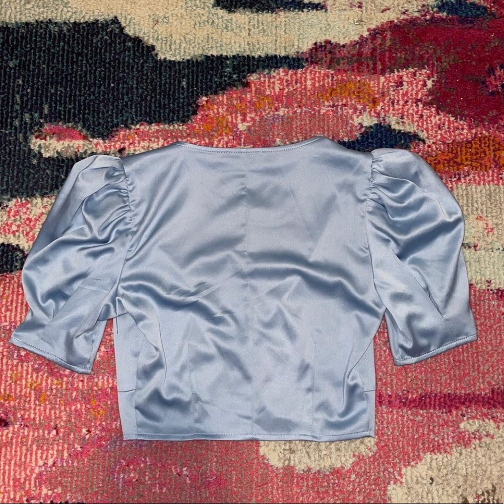 danielle bernstein satin puff sleeve crop top - Picture 4 of 5
